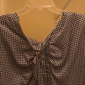 Worthington, black/white button down, tie at top